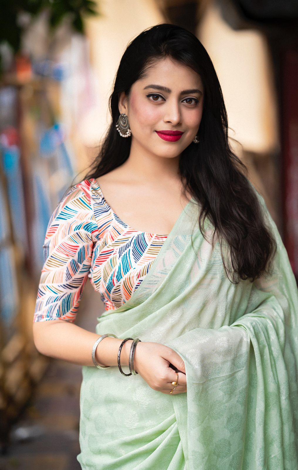 Green Poly Crepe Ethnic Motifs Saree with Unstitched Blouse - Hiral Fashion