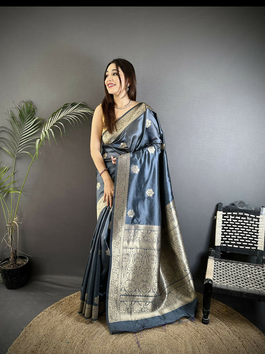 Grey floral jacquard woven cotton silk Banarasi saree with matching blouse