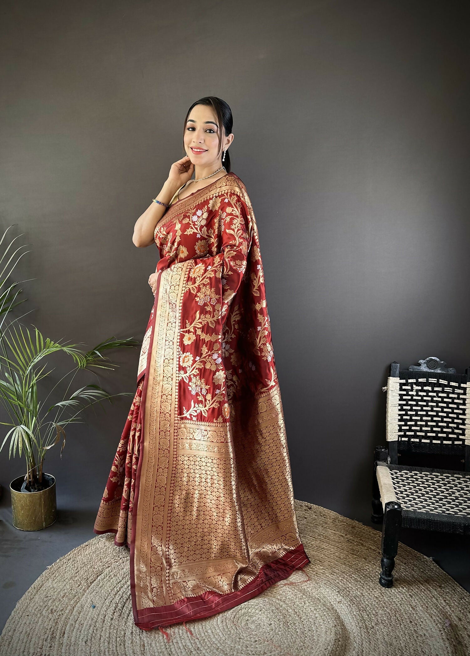 Maroon Floral & Ethnic Motifs Soft Silk Meenakari Banarasi Saree