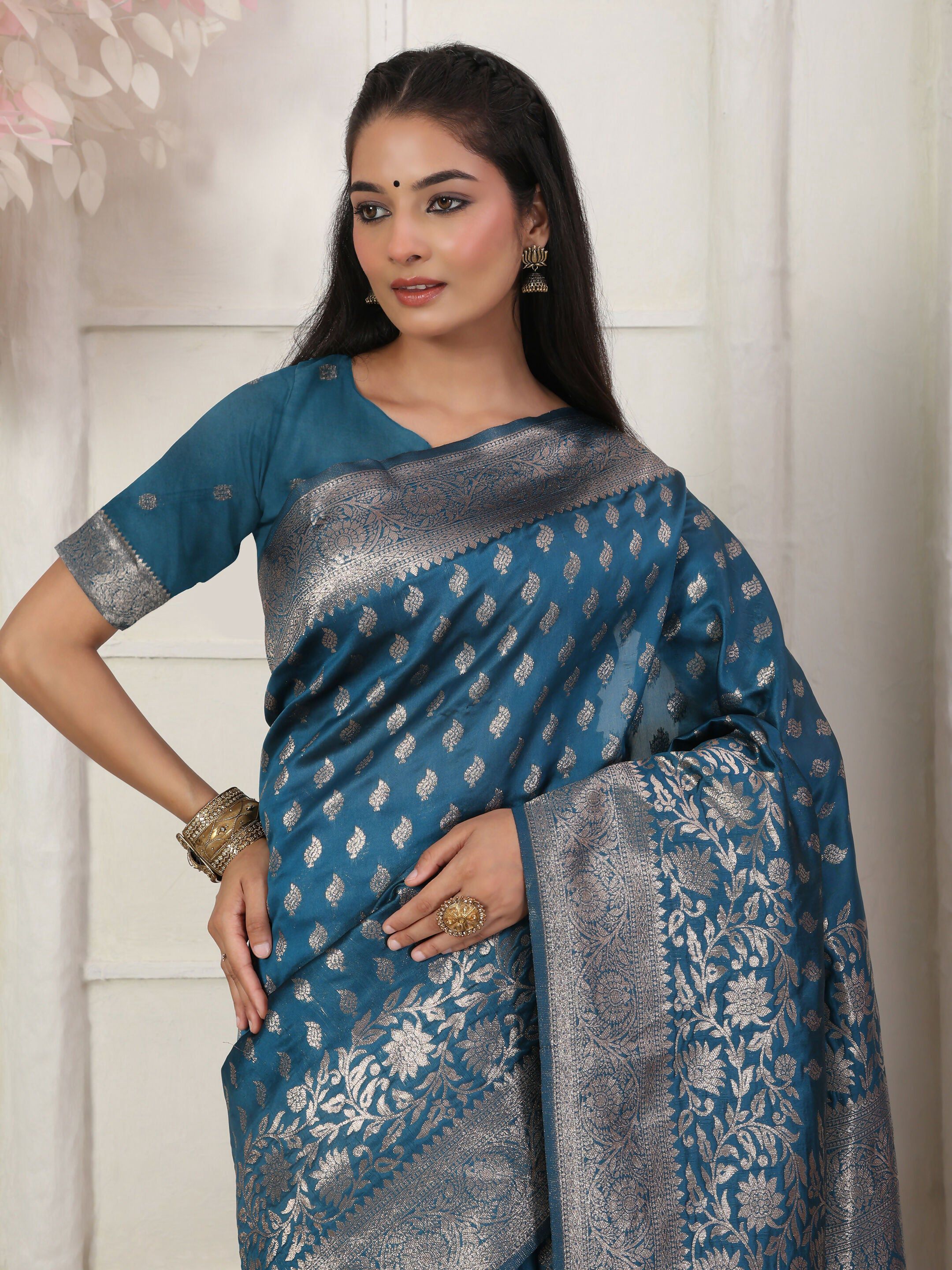 Light Pink Lichi Silk Saree with Matching Blouse Piece