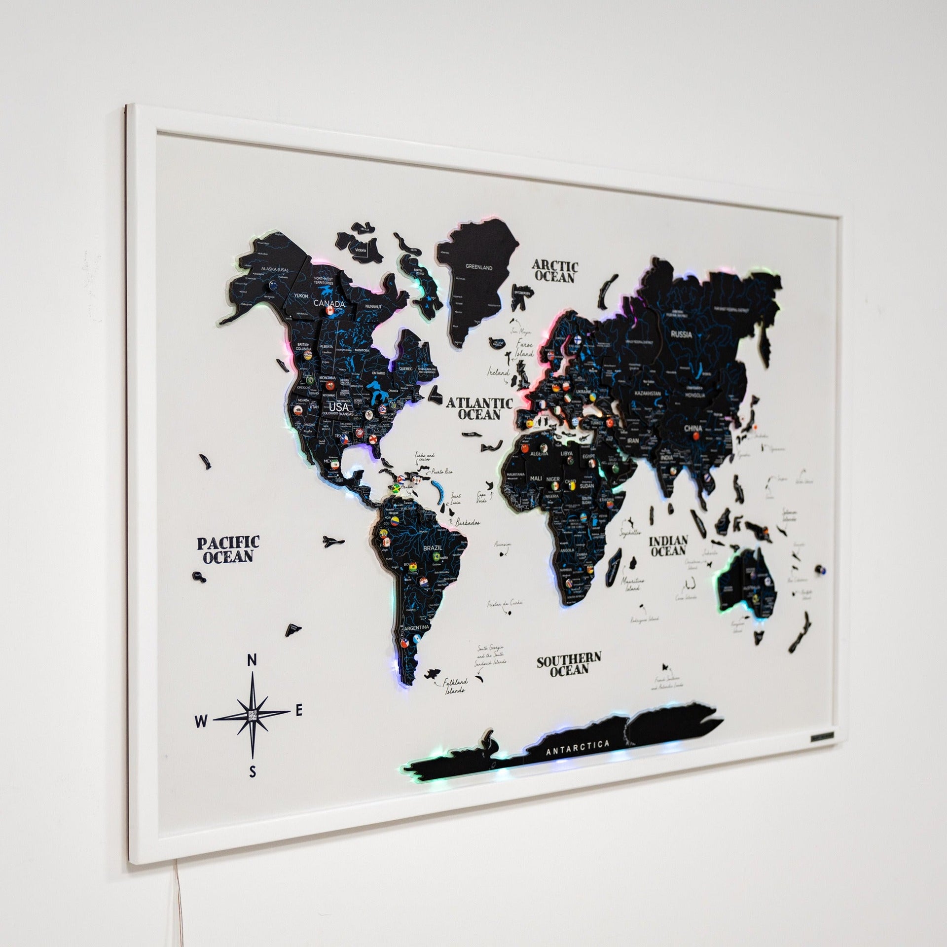 Map on Board LED 2.0 Midnight Modern Illuminated World Map Art