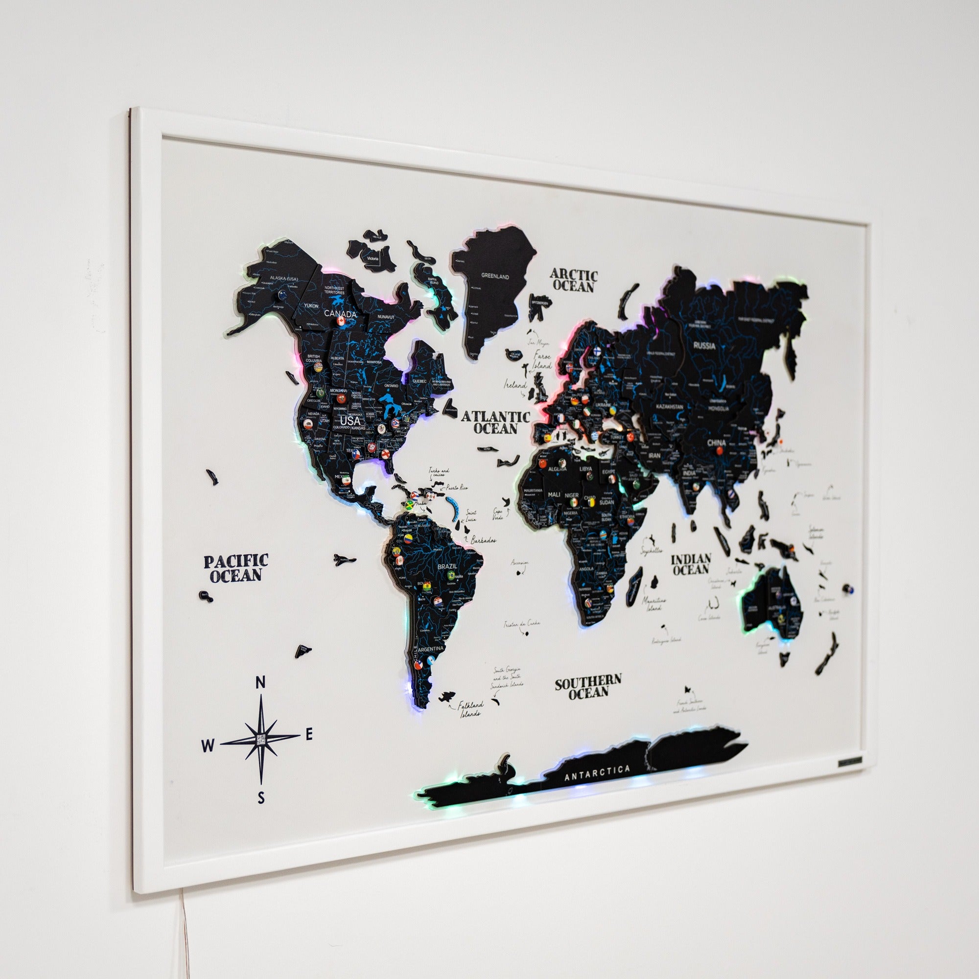 Map on Board LED 2.0 Midnight Modern Illuminated World Map Art
