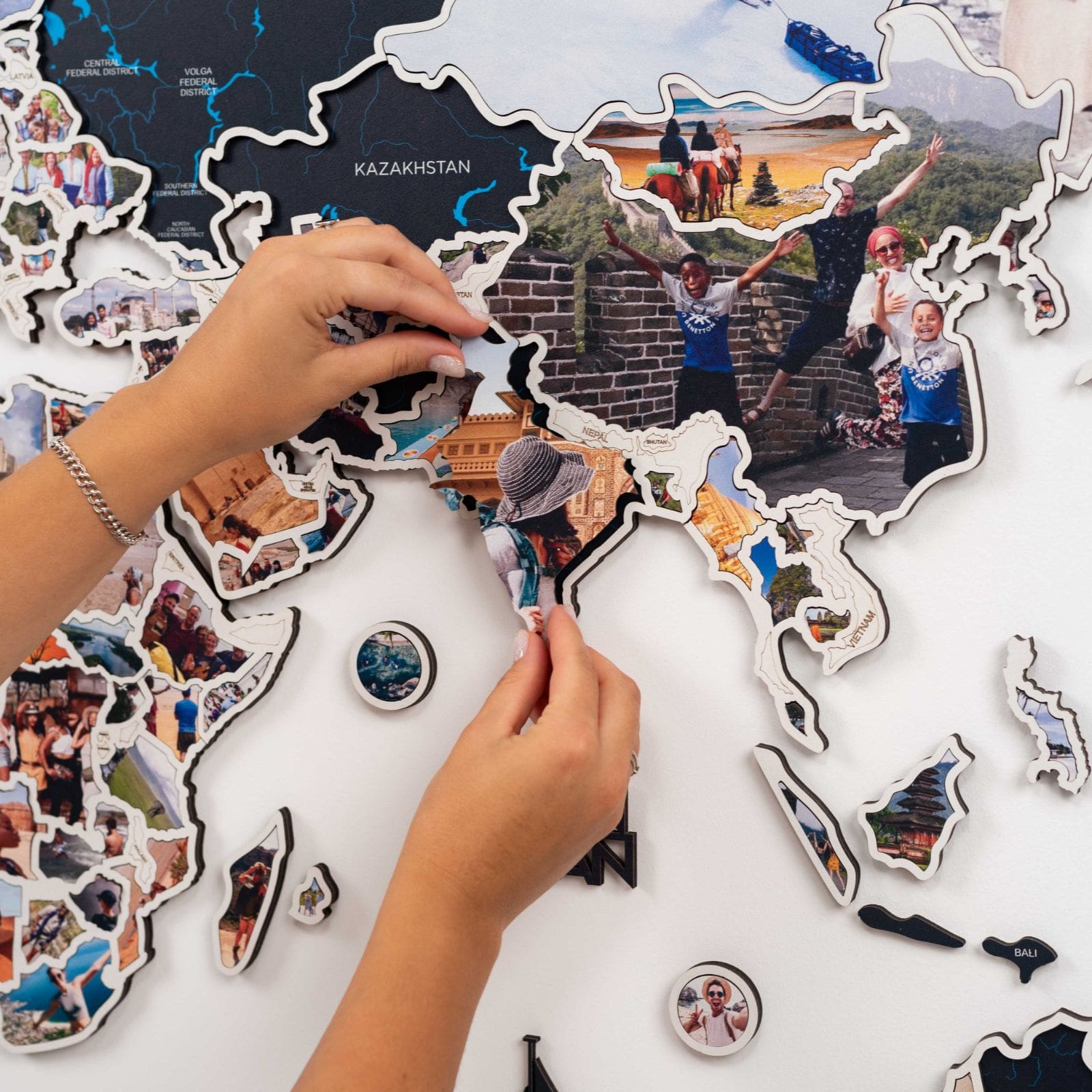 World Photo Map Midnight – Wooden Travel Memory Wall Decor