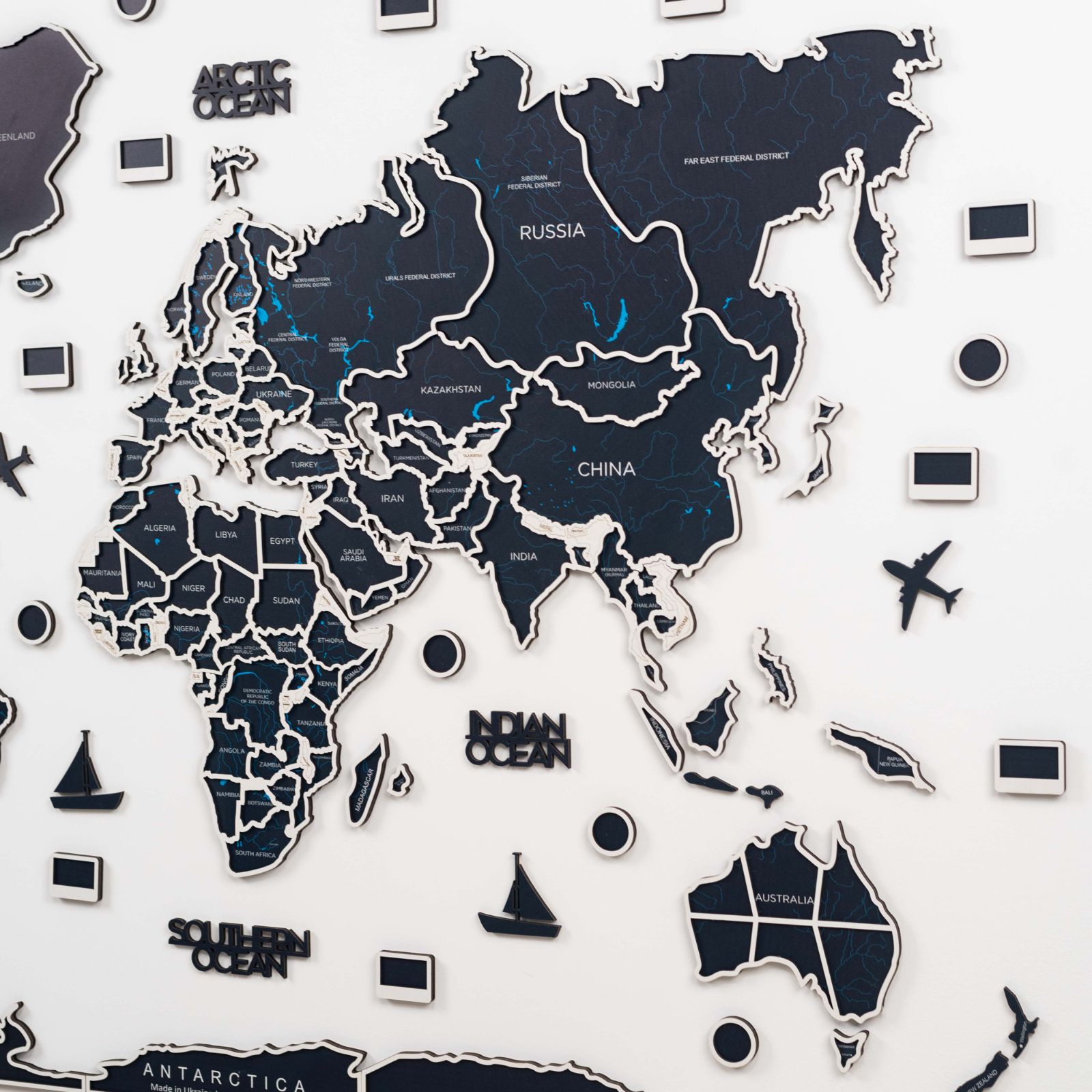 World Photo Map Midnight – Wooden Travel Memory Wall Decor