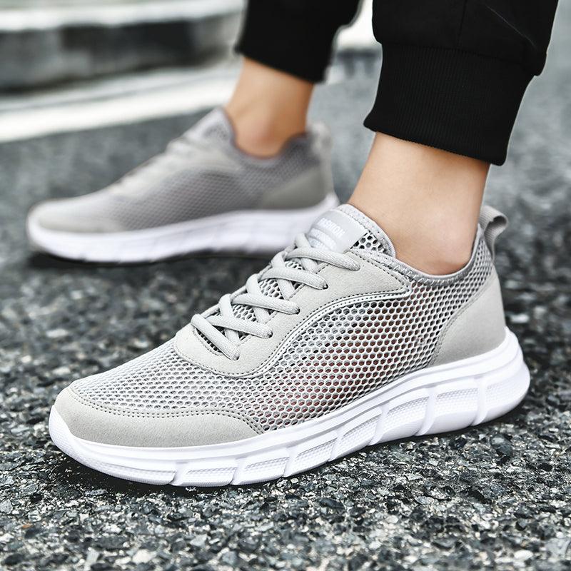 Lightweight Men’s Casual Black Mesh Running Sneakers