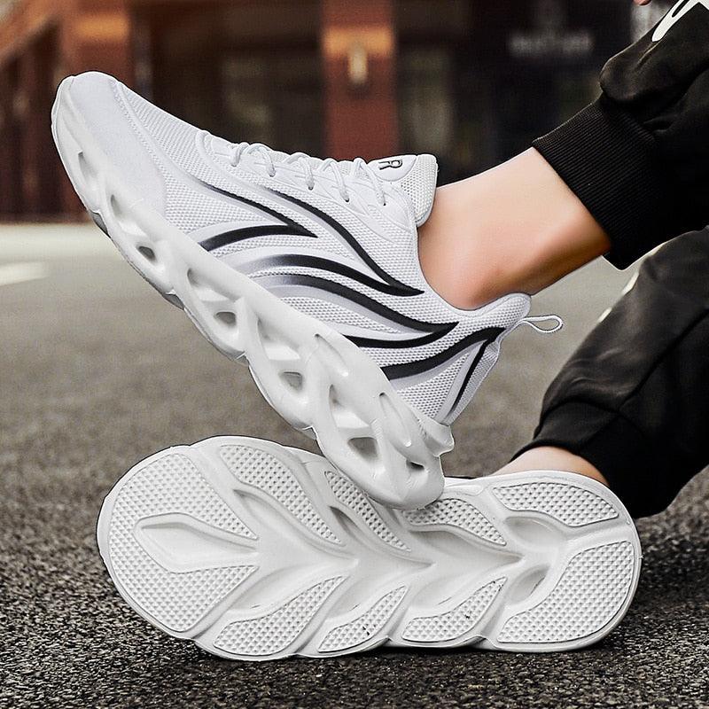 Men's Flame Print Flying Weave Sneakers – Breathable Athletic Shoes