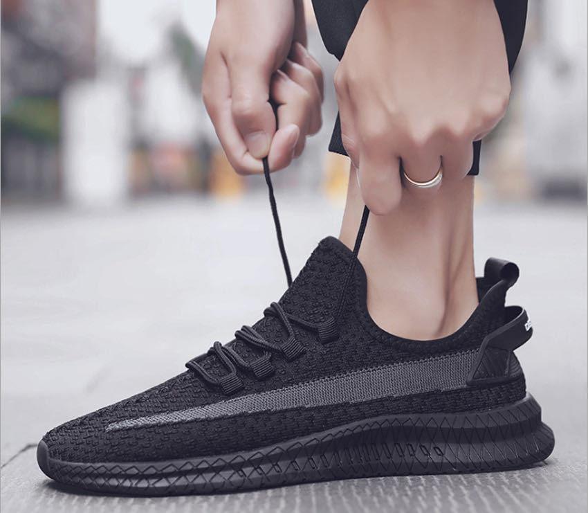 Men's Lightweight Breathable Mesh Sneakers for Walking & Running