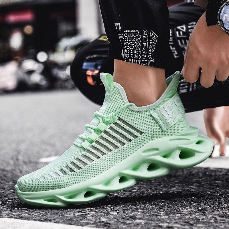 Modern Blade Sole Men's Black Lace-Up Sneakers Breathable Running