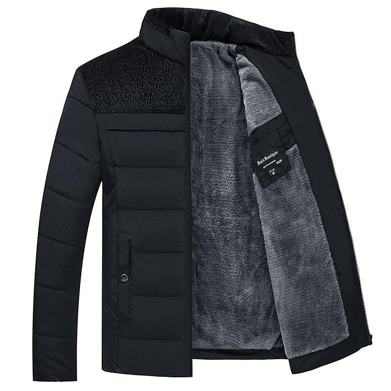 Men's thick padded winter jacket with fuzzy lining in a casual outdoor style