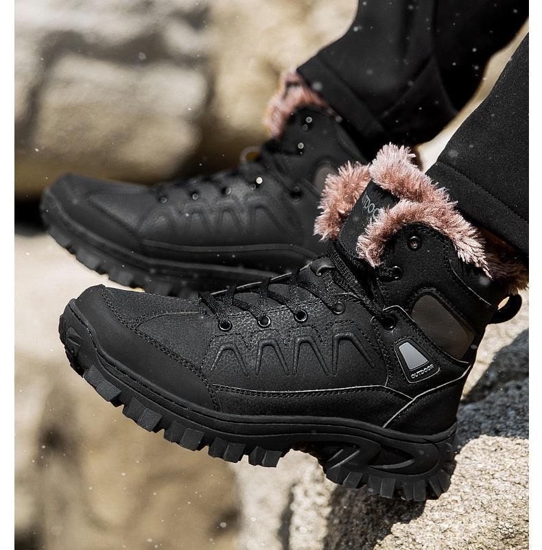 Men Waterproof Leather Winter Snow Boots with Warm Fur Lining