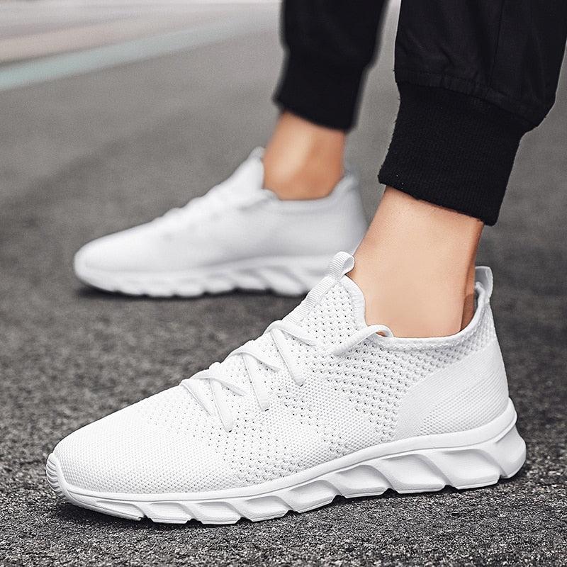Men's Black Lightweight Mesh Sneakers for Walking and Gym