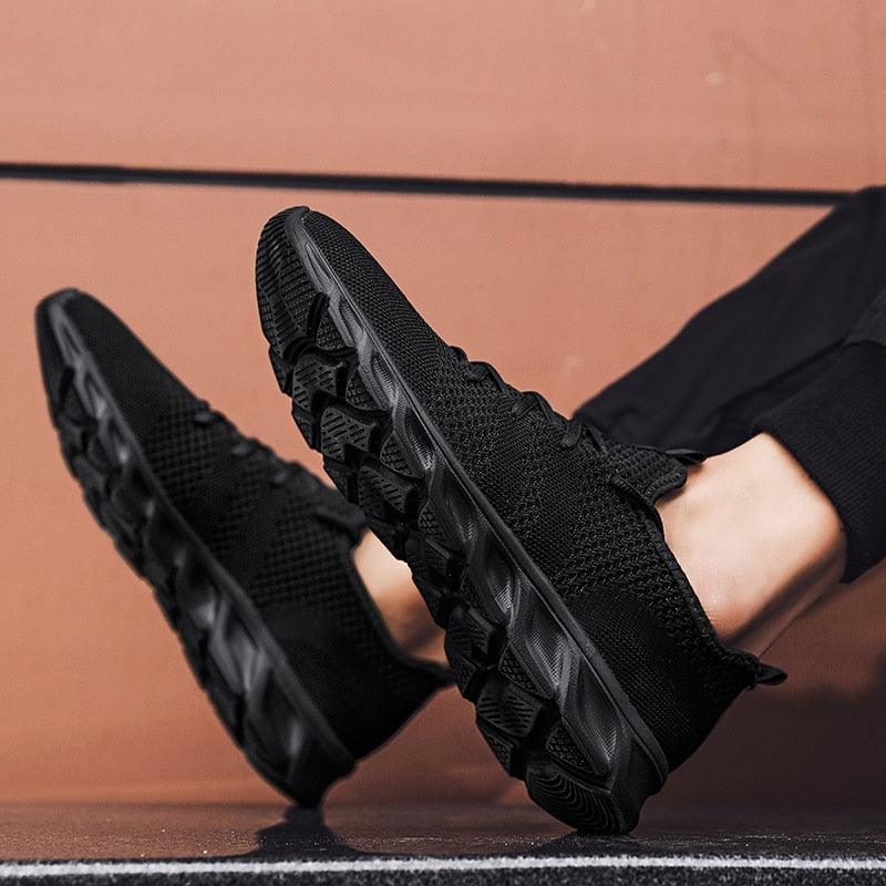 Men's Black Lightweight Mesh Sneakers for Walking and Gym