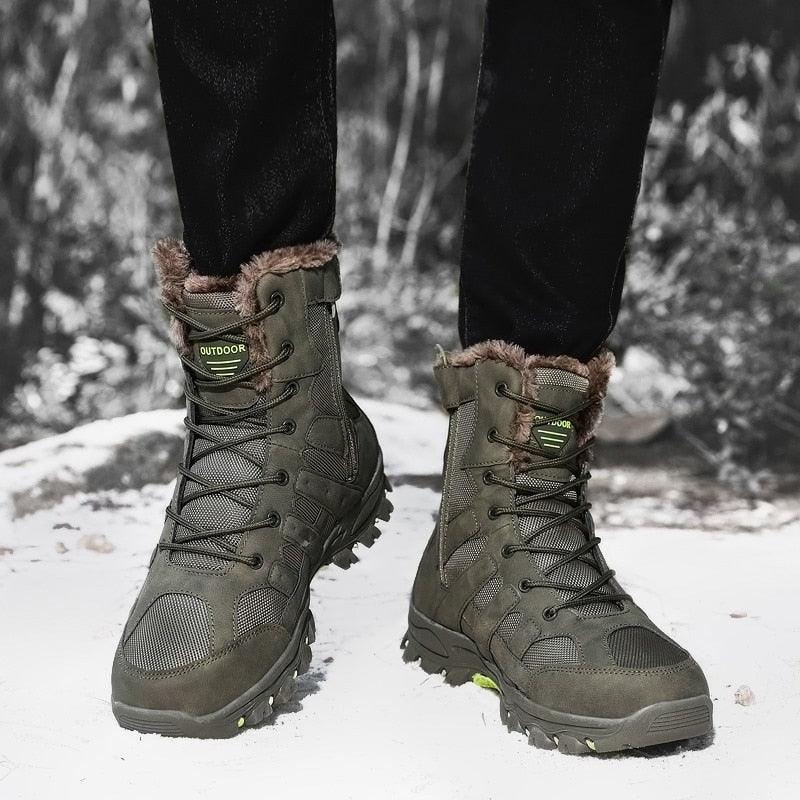 Men's Waterproof Mid-Cut Hiking Boots for Outdoor Mountaineering