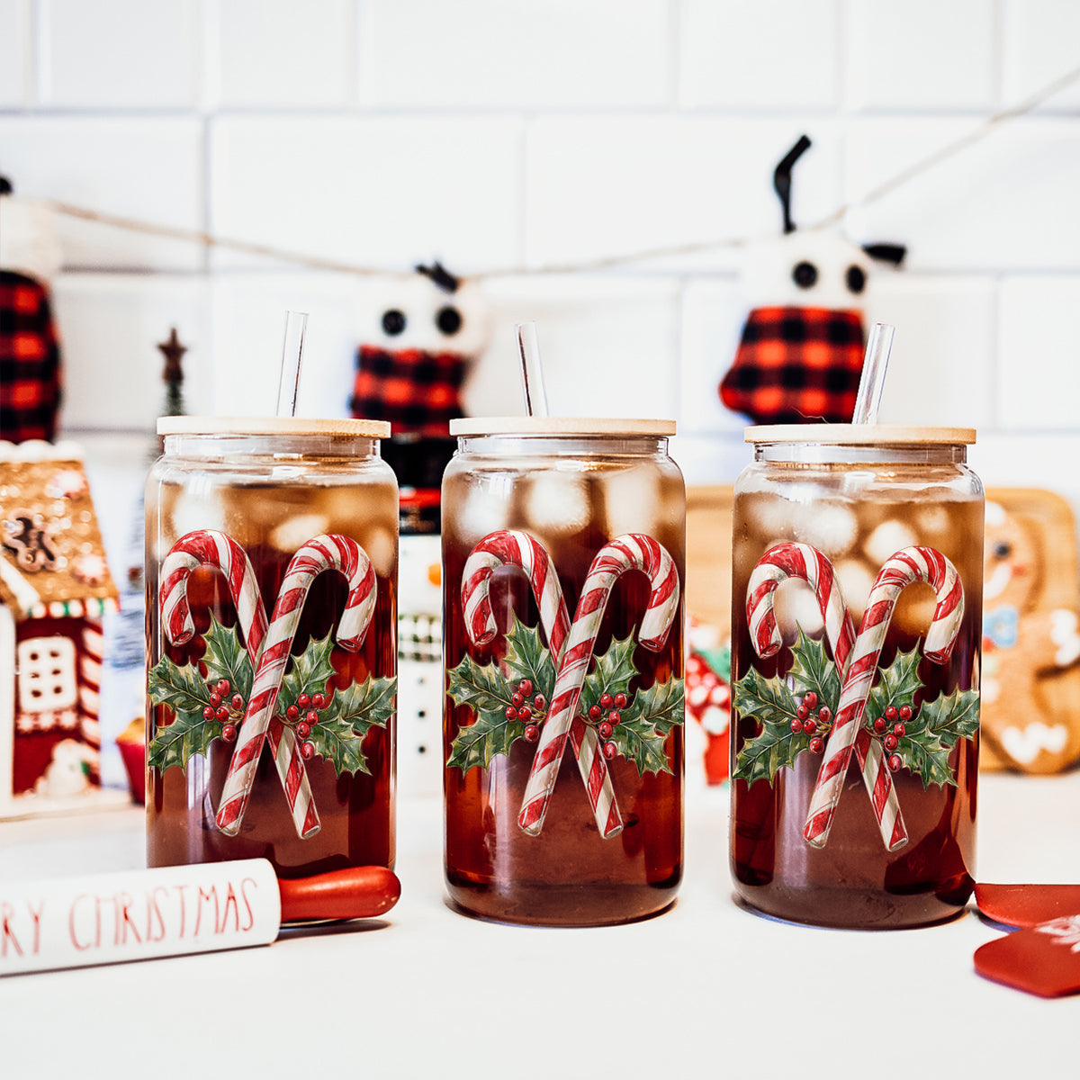 Candy Cane Holly 17oz