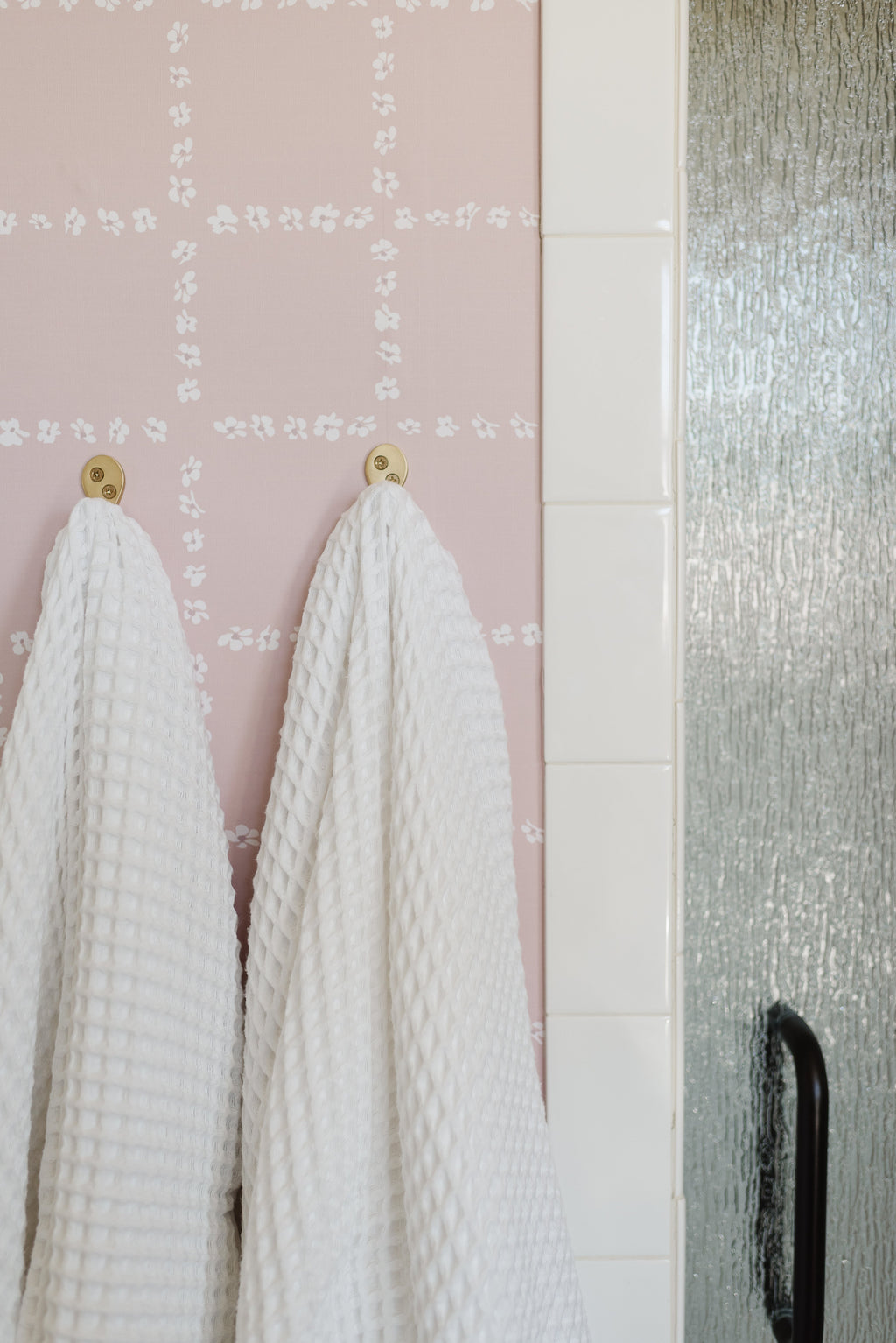 Shae Geometric Removable Wallpaper in Soft Blush Pink and White