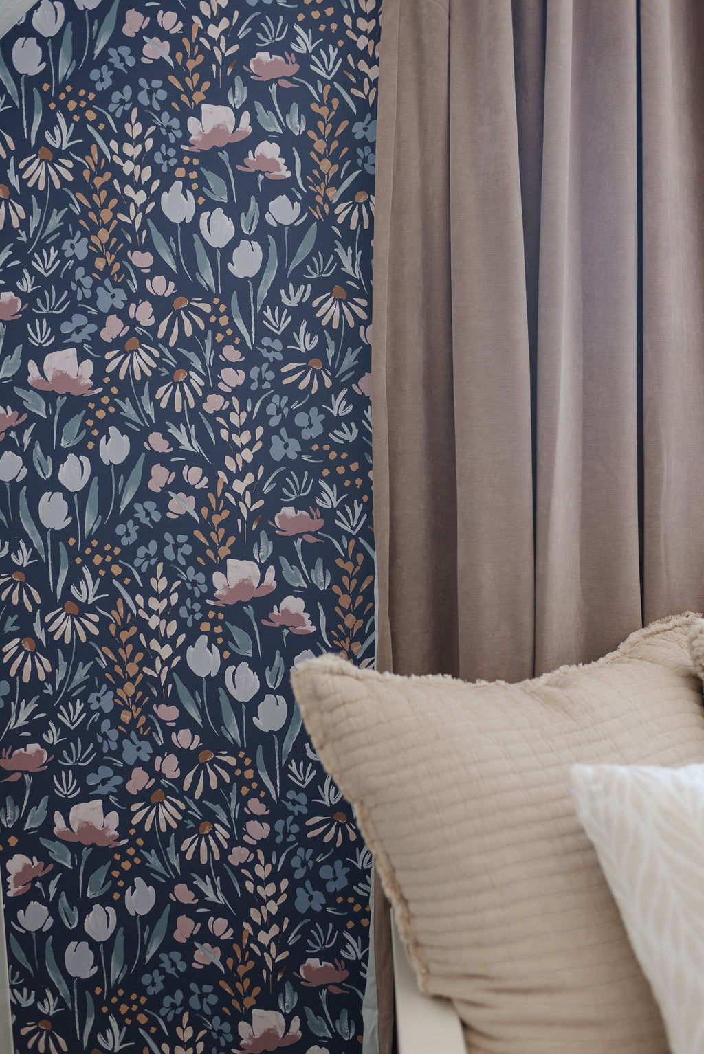 Wysteria Floral Removable Wallpaper, Bohemian Cottagecore