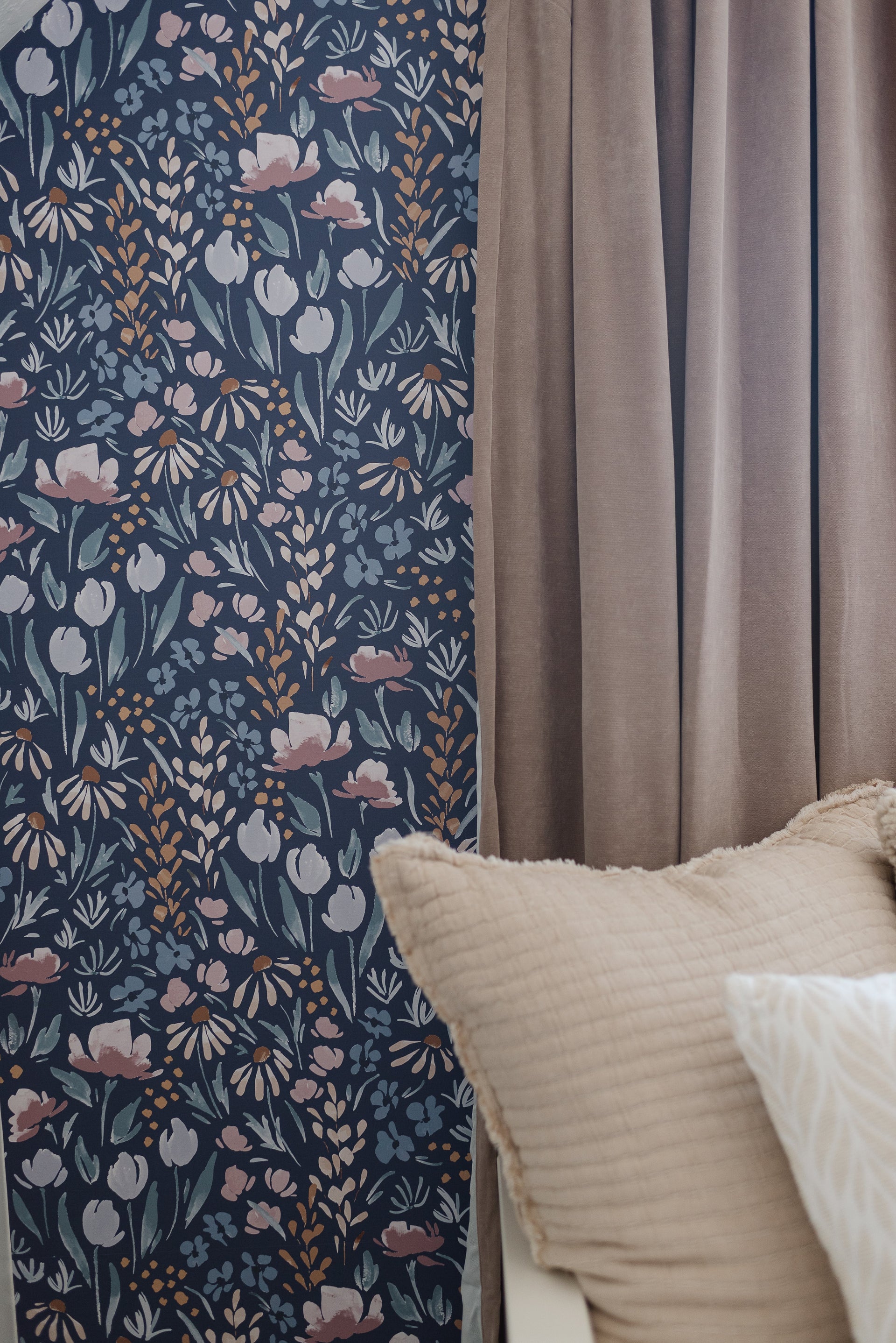 Wysteria Floral Removable Wallpaper, Bohemian Cottagecore