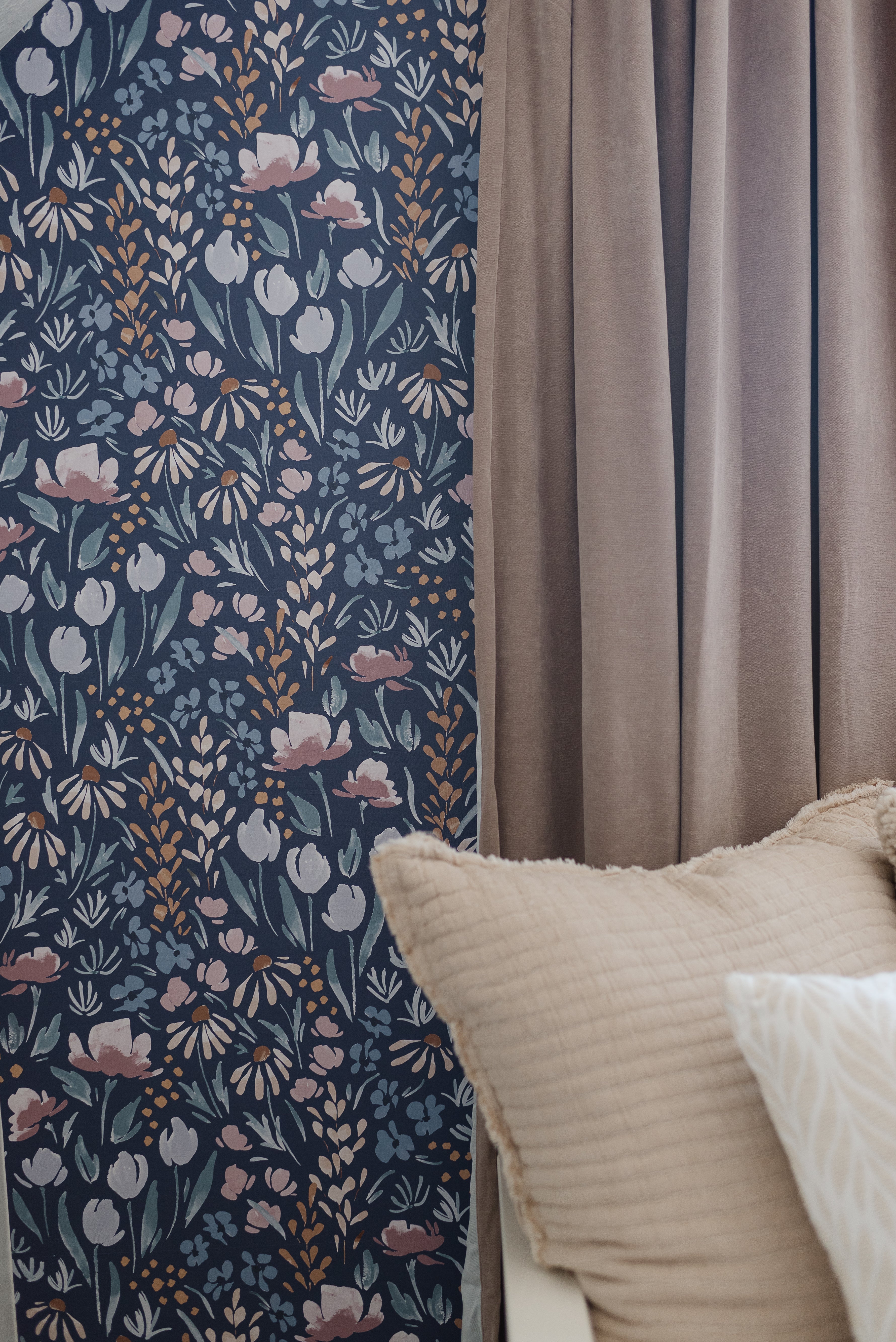 Wysteria Floral Removable Wallpaper, Bohemian Cottagecore