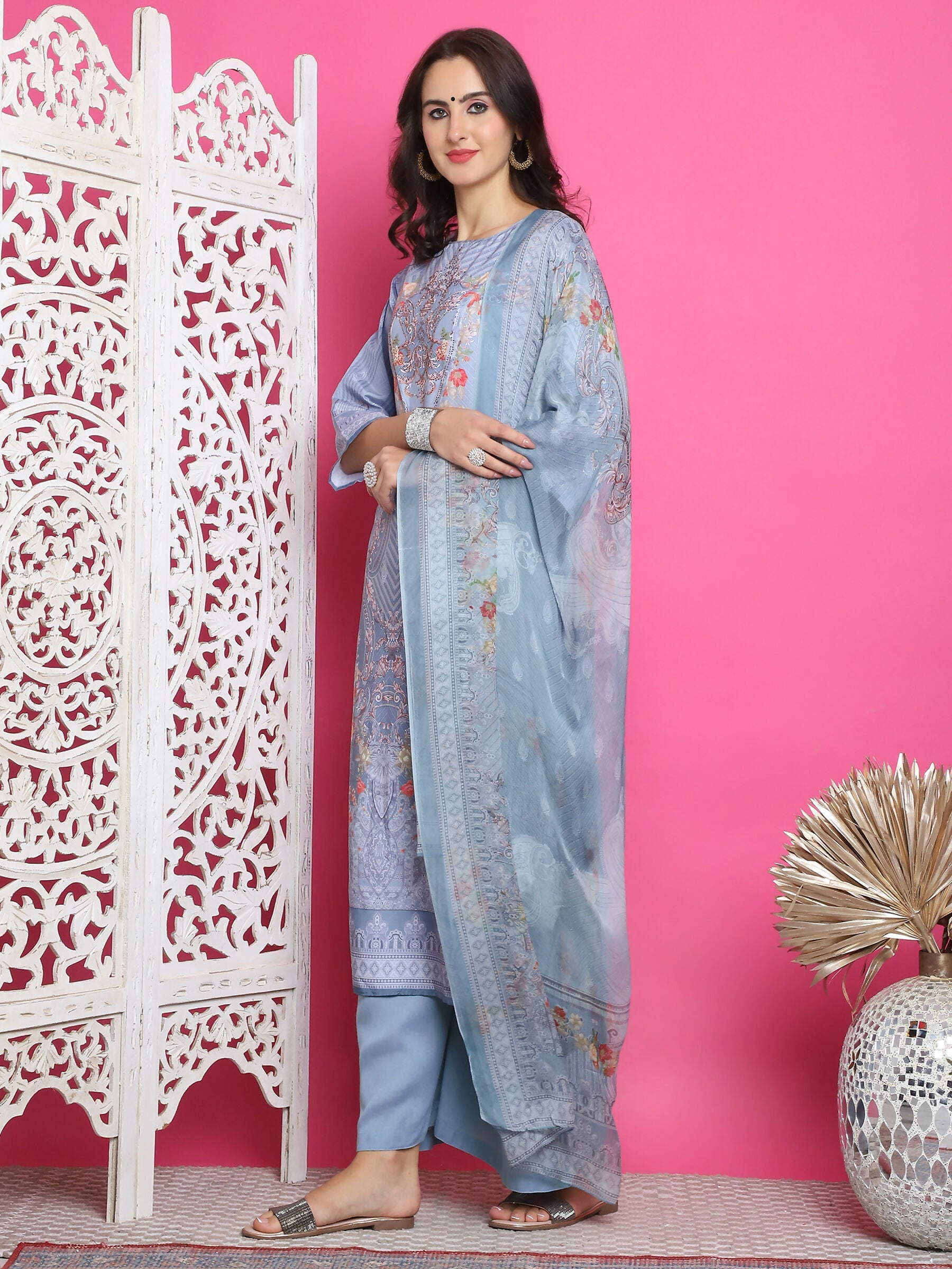 Women's Grey Satin Floral Digital Print Kurta Set with Crystal Work