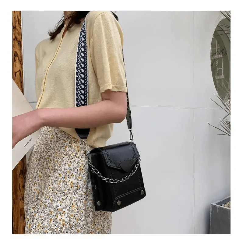 Elegant Heart-Shaped Studded Shoulder Bag for Girls and Women