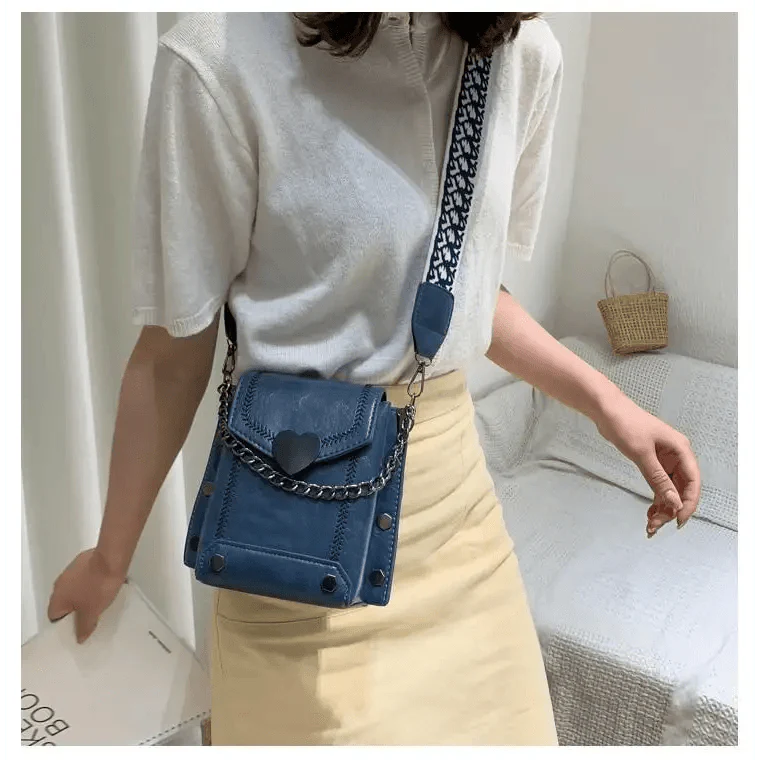 Elegant Heart-Shaped Studded Shoulder Bag for Girls and Women