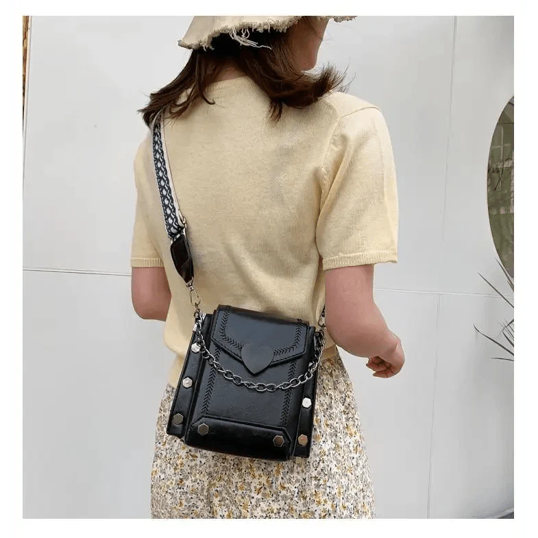 Elegant Heart-Shaped Studded Shoulder Bag for Girls and Women