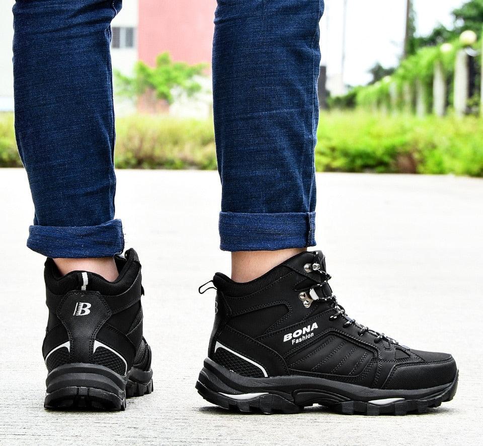 Men's Water-Resistant Fur Lined Boots - Warm Winter Outdoor Shoes
