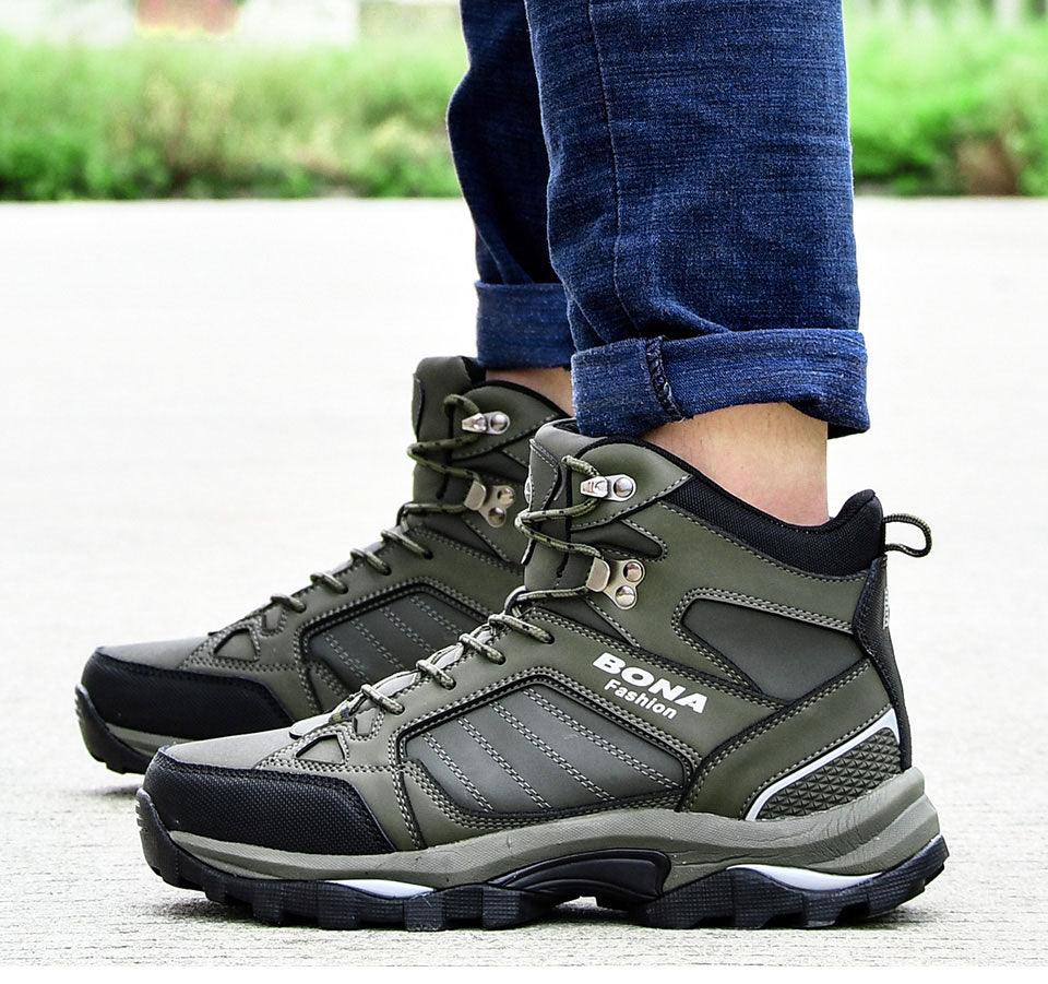 Men's Water-Resistant Fur Lined Boots - Warm Winter Outdoor Shoes