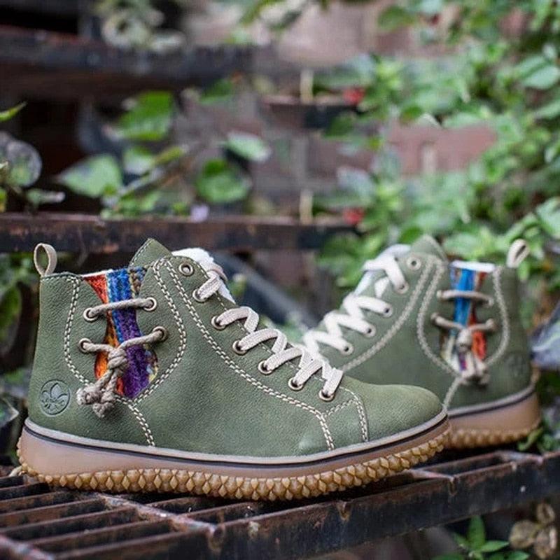 Womens retro style ankle winter boots with plush lining and hook-and-loop closure
