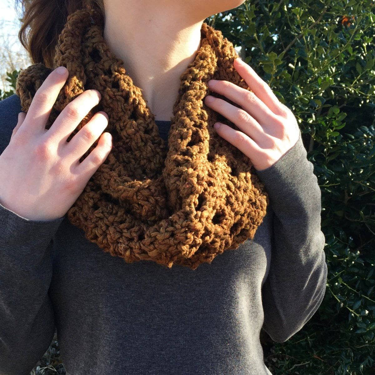 Mountain Mobius Cowl Crochet Kit - Chunky Bohemian Knit DIY