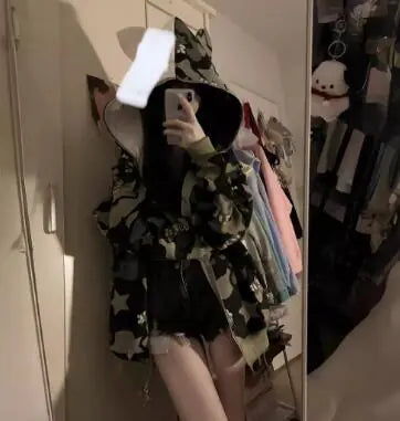 Vintage Hooded Sweatshirt for Cats - Autumn/Winter