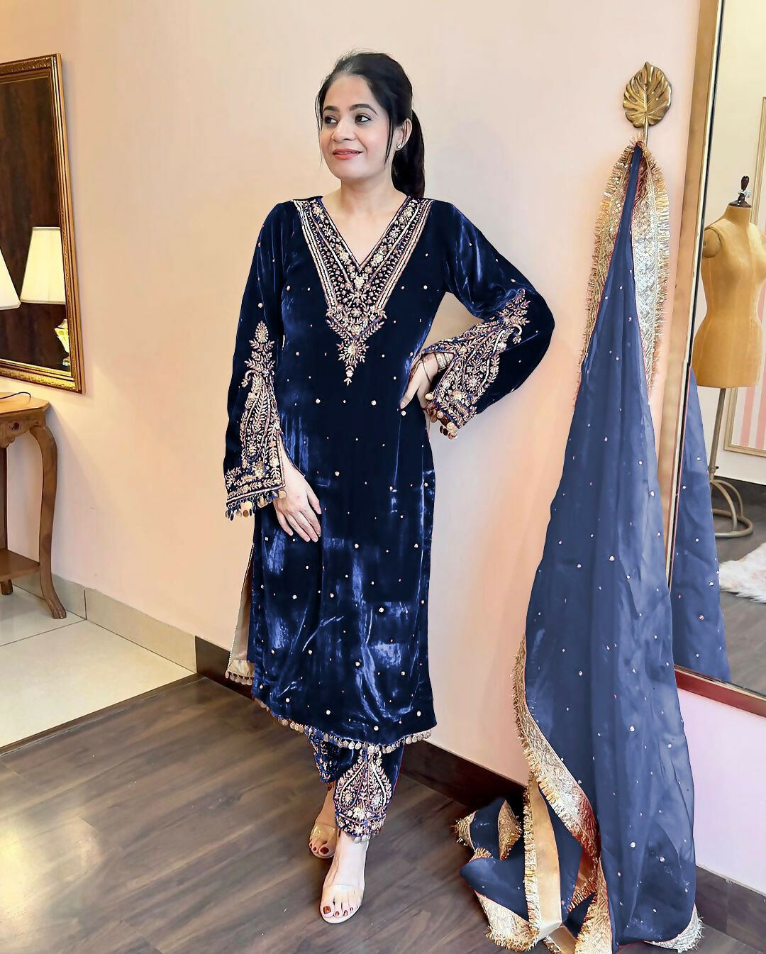 Joban Fashion deep navy blue Velvet Embroidery Kurta Set
