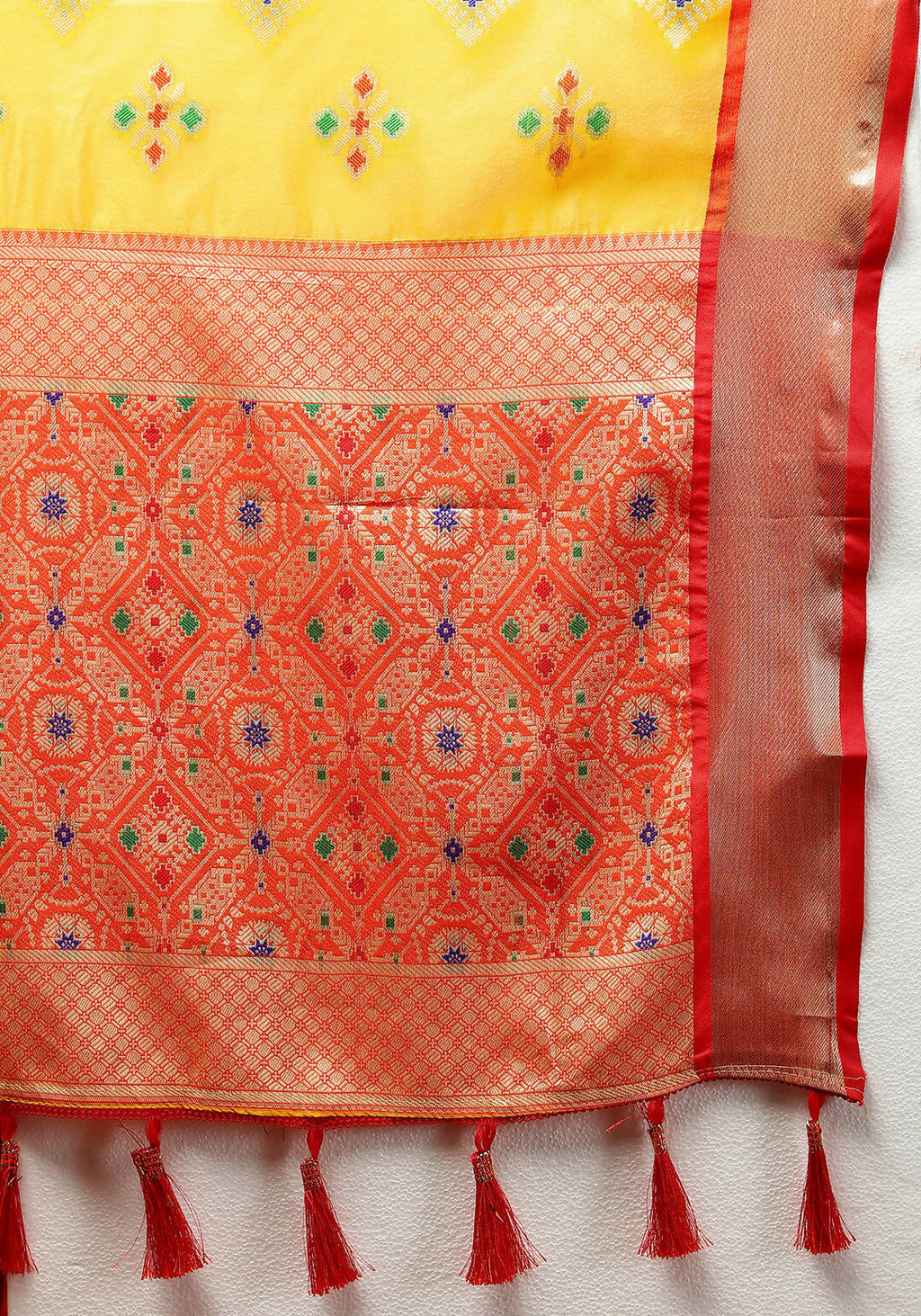 Yellow Organza Silk Saree with Zari Meenakari Weaving