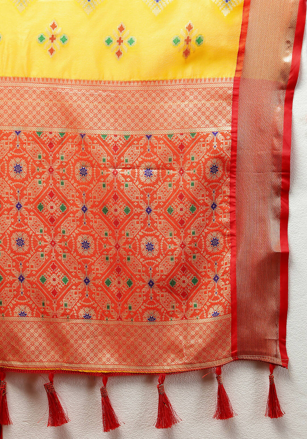 Yellow Organza Silk Saree with Zari Meenakari Weaving