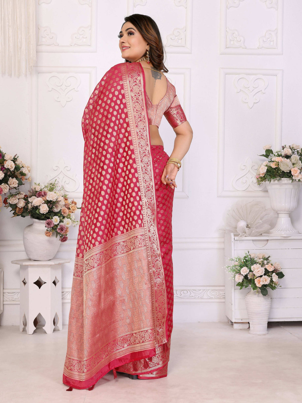 Magenta Organza Silk Saree with Elegant Weaving Patterns