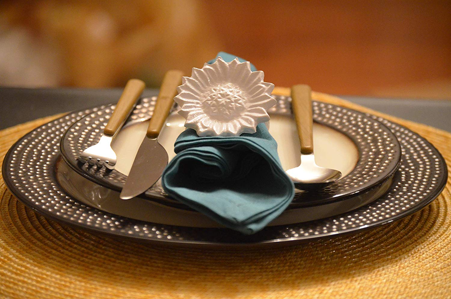 Vibhsa Sunflower White Napkin Rings Set of 4