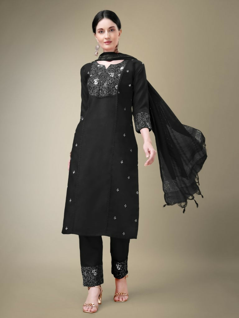 Black straight kurta with embroidery and fancy lace, paired with trousers and matching dupatta.