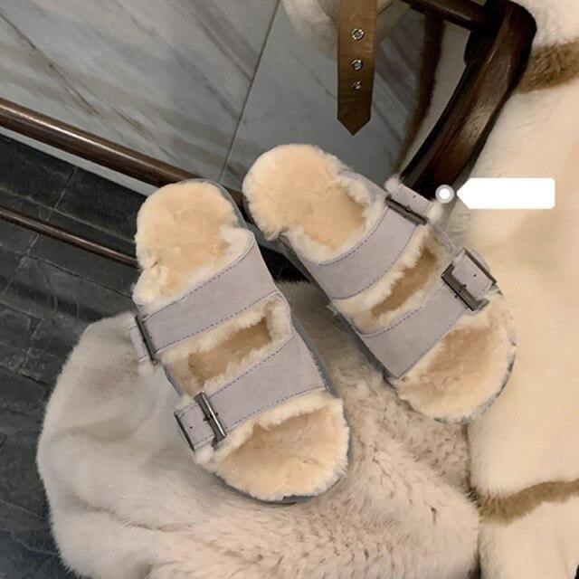 Women's Fur-Lined Adjustable Buckle Clog Slippers for Indoor Outdoor