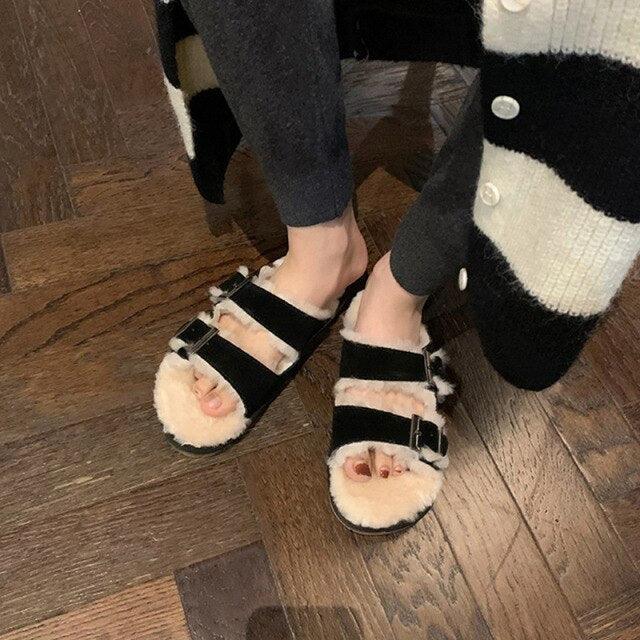 Women's Fur-Lined Adjustable Buckle Clog Slippers for Indoor Outdoor