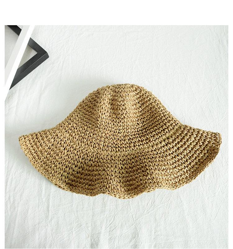 Trendy Women’s Wide Brim Straw Bucket Hat for Summer Travel