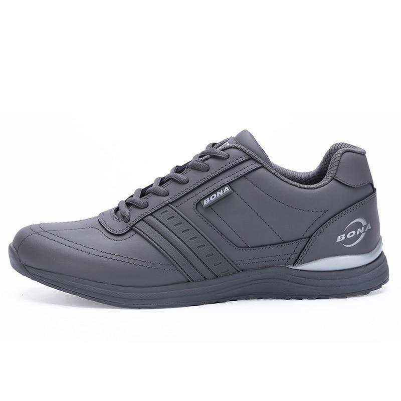Men's premium leather lace-up walking shoes in minimalist design
