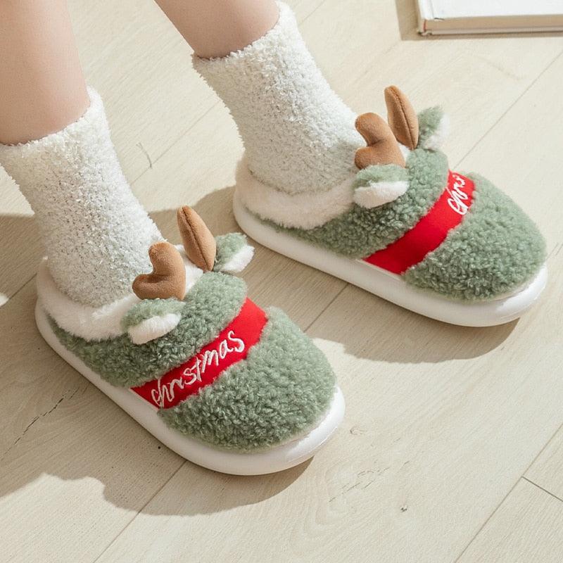 Plush Christmas Deer Slippers – Warm Winter Indoor Platform House Shoes