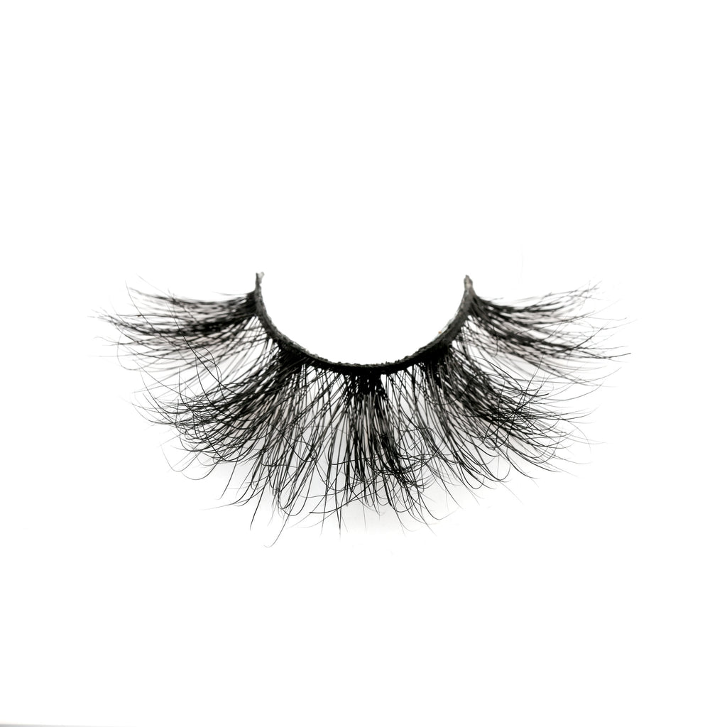 VIP Long Dramatic Mink Lashes – Bold Black Volumizing Lash Set