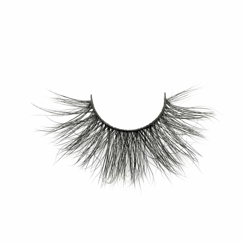 VIP Long Dramatic Mink Lashes – Bold Black Volumizing Lash Set