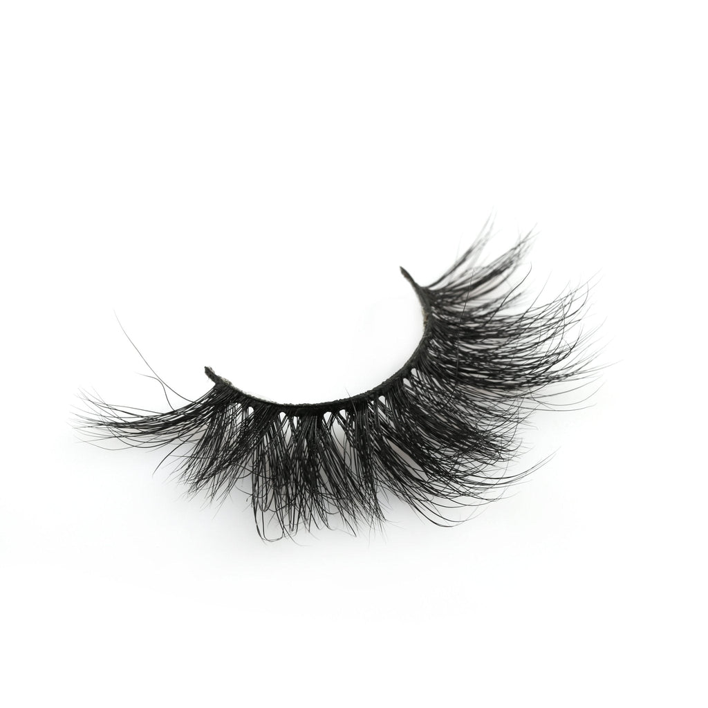 VIP Long Dramatic Mink Lashes – Bold Black Volumizing Lash Set