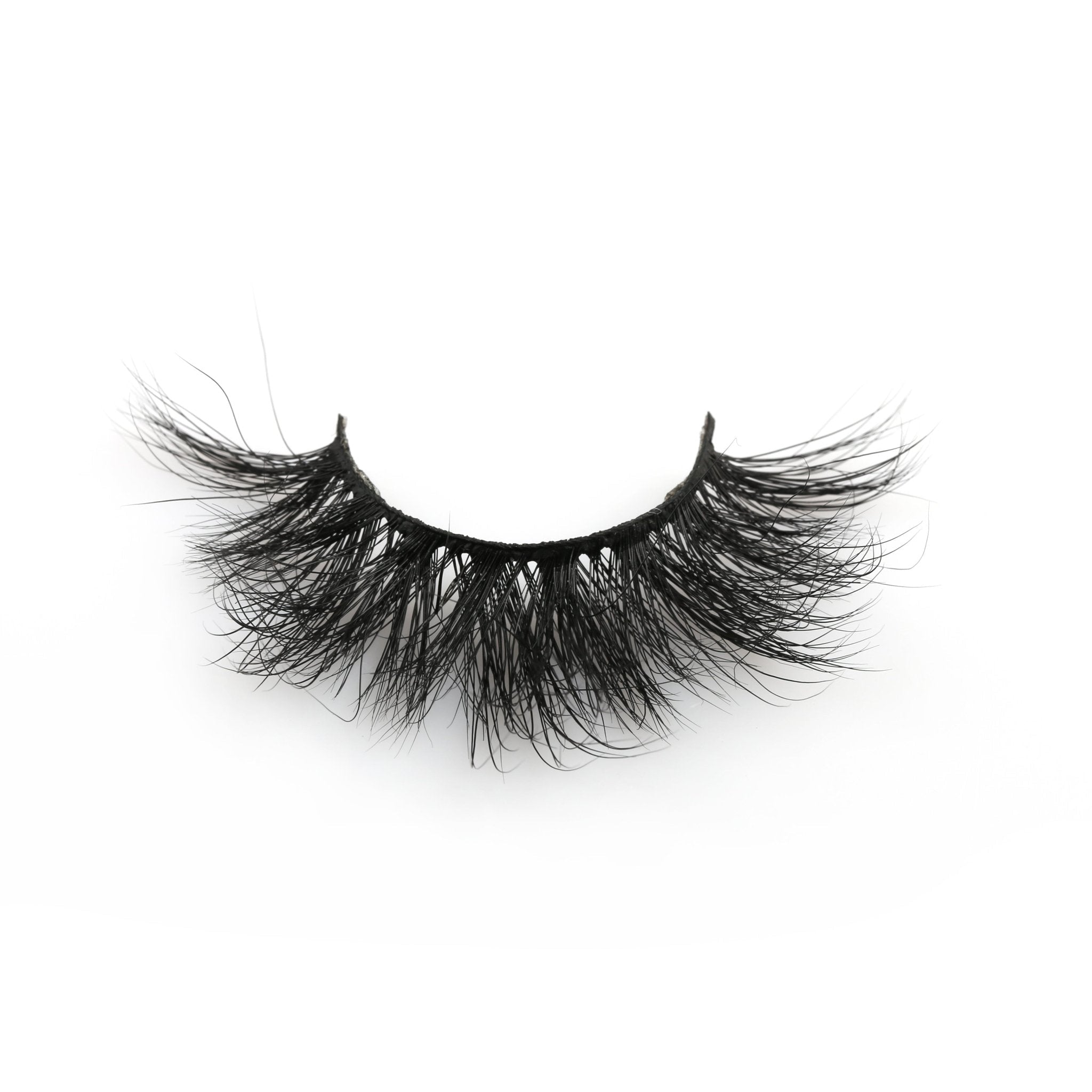 VIP Long Dramatic Mink Lashes – Bold Black Volumizing Lash Set