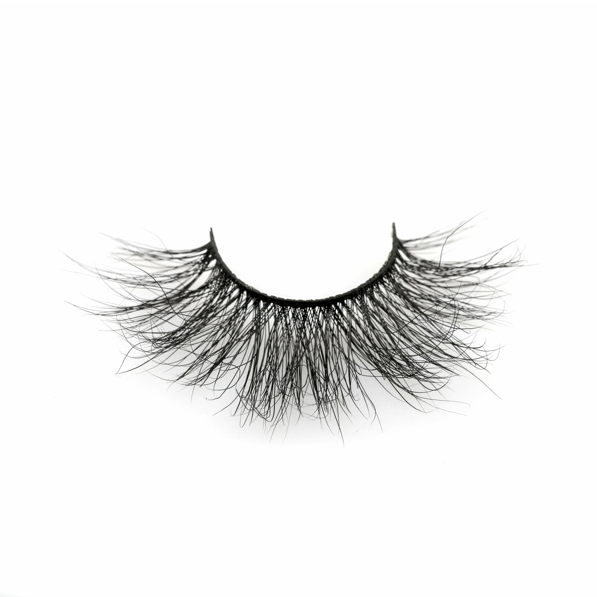 VIP Long Dramatic Mink Lashes – Bold Black Volumizing Lash Set