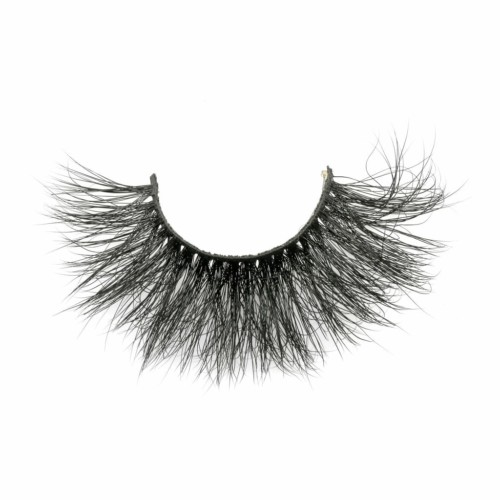 VIP Long Dramatic Mink Lashes – Bold Black Volumizing Lash Set