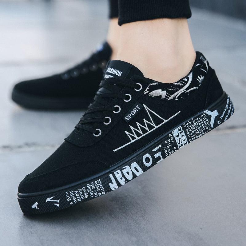 Classic Men's Breathable Canvas Sneakers - Lightweight Lace-Up Flats
