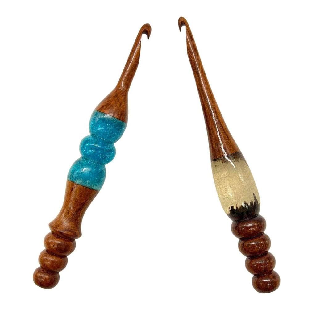 Sparkle Rosewood Crochet Hook - Handcrafted Artisan Size 7